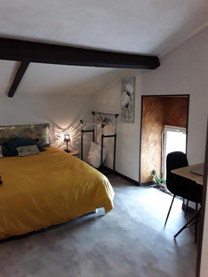 La Chambre D'A Cote Doulezon Eksteriør bilde